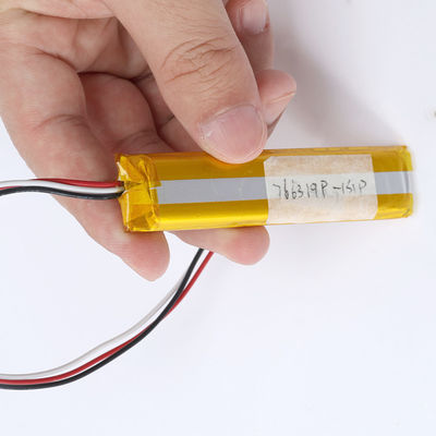 Batteria ricaricabile Lipo 3,7 V polimero al litio 1050mAh per elettronica di consumo